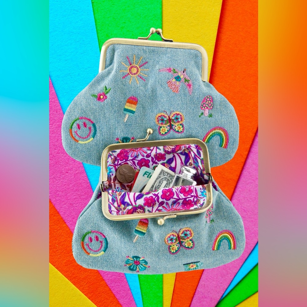 Colorful Embroidered Denim Kisslock - Picture 3 of 3